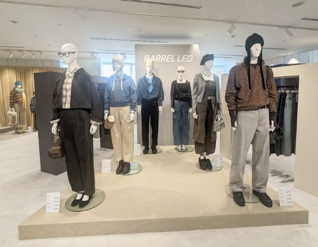 GU2024年秋コレクション展示会の空間