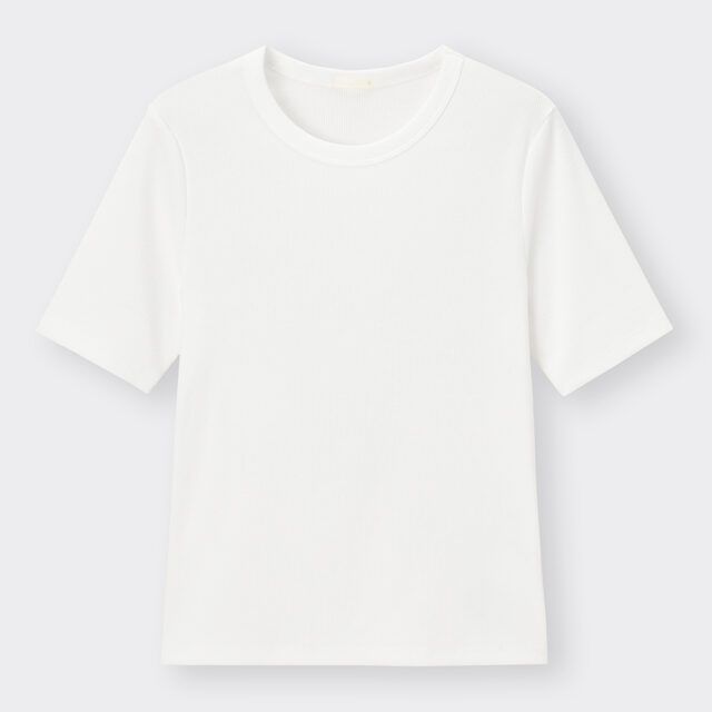 GUの「白Tシャツ」 