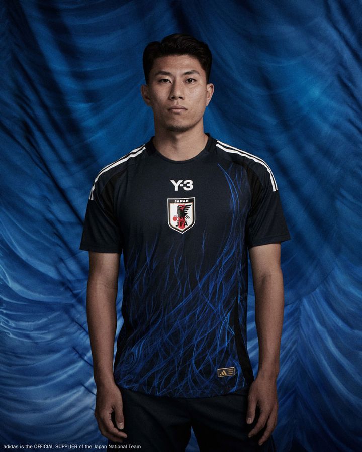 炎が復活！日本代表、2024新ユニフォームを発表 「ヨウジヤマモト×adidas」のY-3と歴史的なコラボが実現