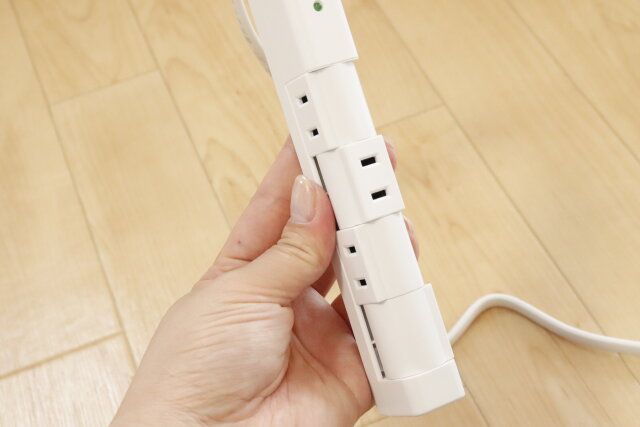ダイソー 回転式電源タップ 回転 コンセント
