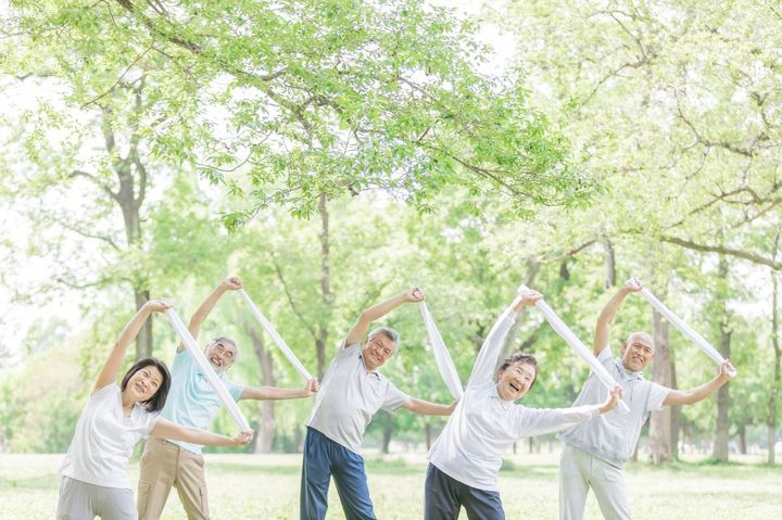 幸福感の高い高齢期の鍵を握るのは…？