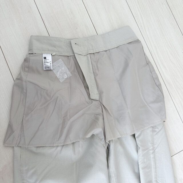 GUリネンブレンドタックワイドパンツの裏地部分