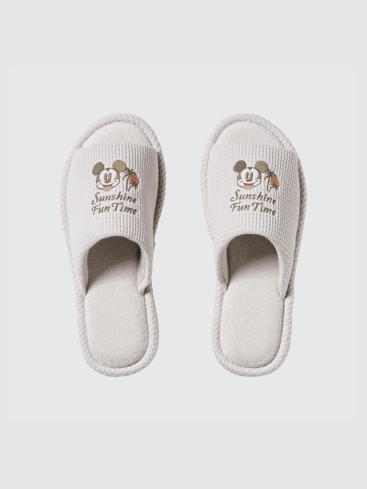 画像1: 出典：ユニクロ