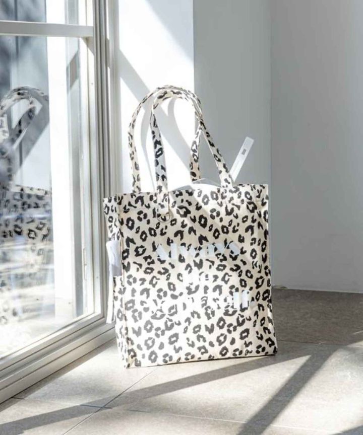 画像2: 出典：.st