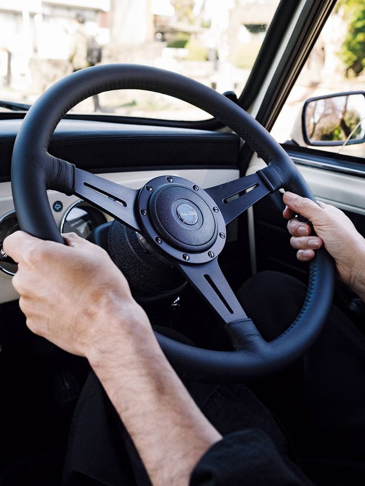 ポール・スミスとコラボレーションしたローバーミニのハンドル