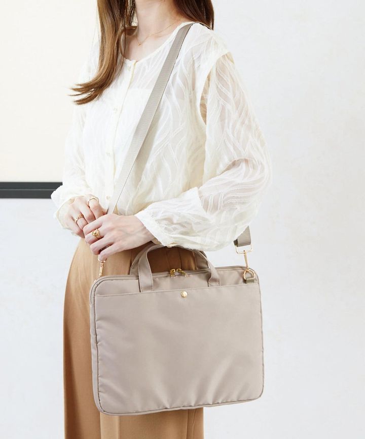 画像1: 出典：3COINS