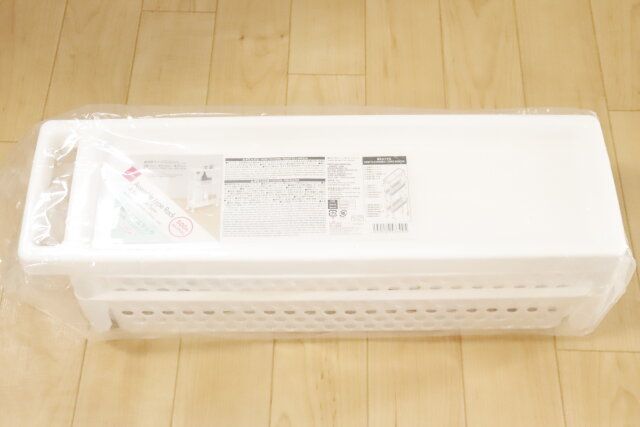 ダイソー 組み立て式ラック（3段、スリムタイプ） パッケージ