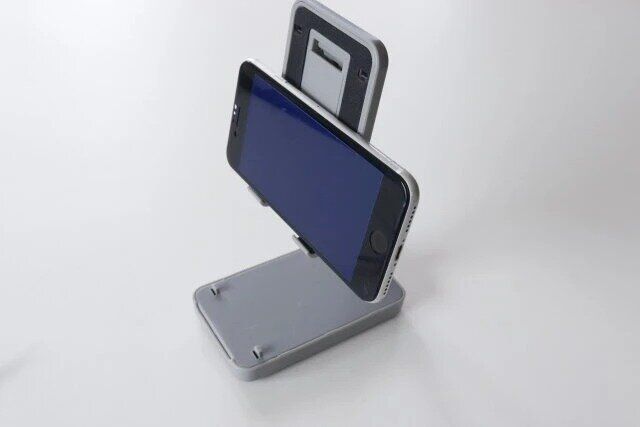 ダイソー 折り畳み式スマホスタンド－伸縮タイプ－ 横置き