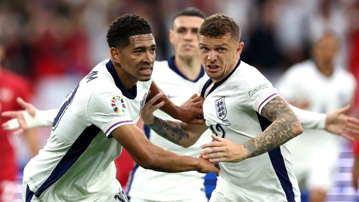 EUROイングランド代表、スタメン変更を女子レジェンドが提案！なんとシステムは「5212」