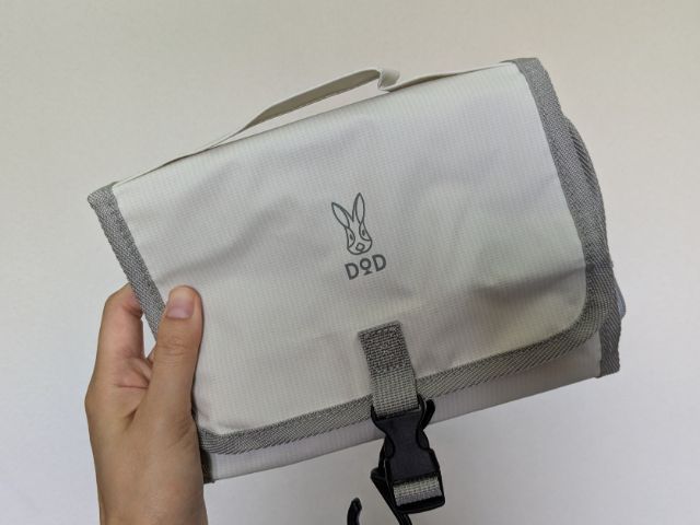 トラベルポーチ