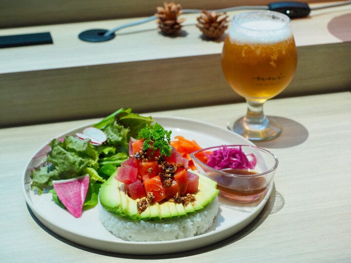 朝６時からオープン♪ 朝食やランチ、かき氷まで楽しめる「葉山 うみのホテル」併設の「SAND BAR」