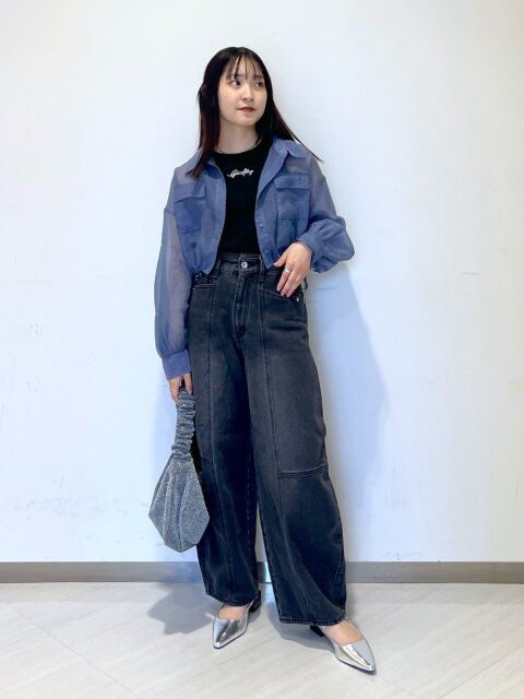 ワイドデニムのコーデ3