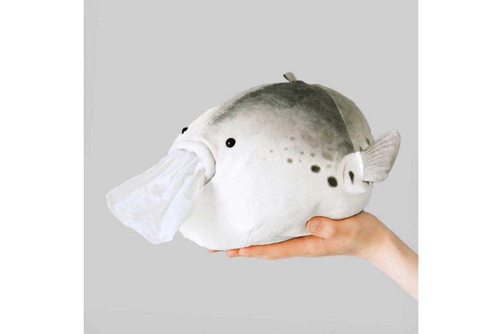 水を吐くフグのぬいぐるみティッシュケース
