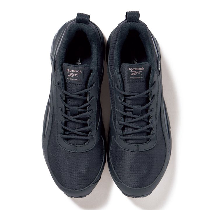 アディダスのスタンスミスにゴアテックス仕様！雨に負けないオシャレスニーカー