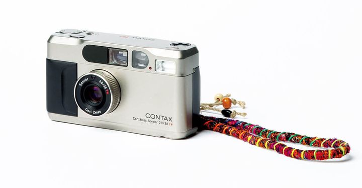〈CONTAX〉T2