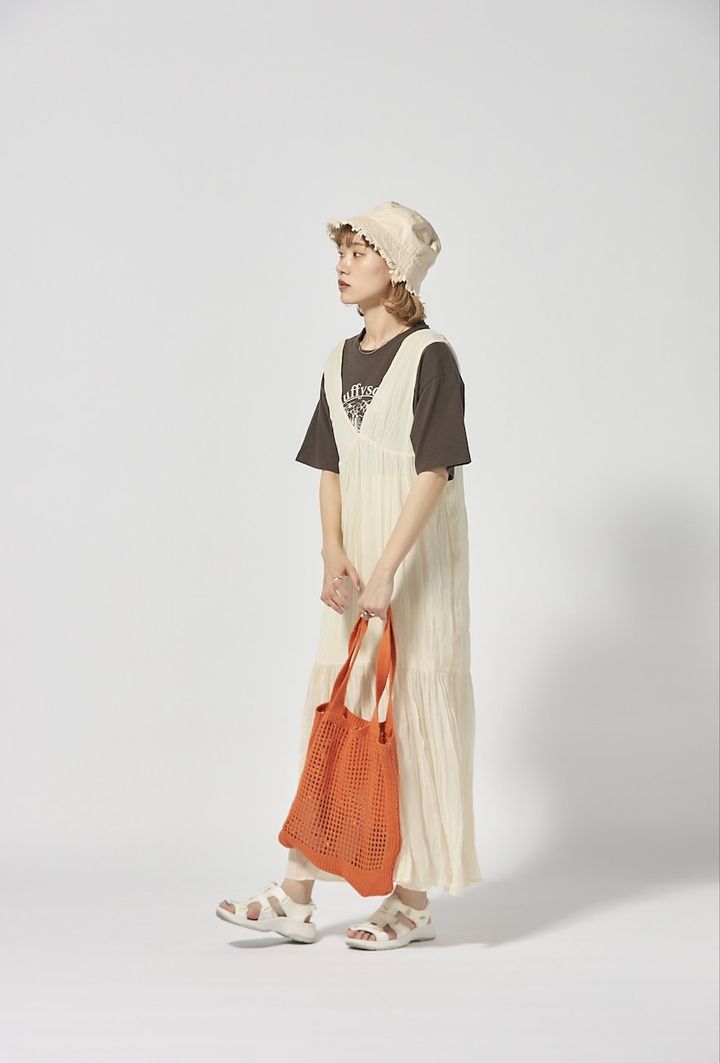 上級者の“Tシャツレイヤード”スタイル5選。ワンランク上のお洒落が叶う【FUDGE FRIEND おしゃれさんの毎日コーディネート】