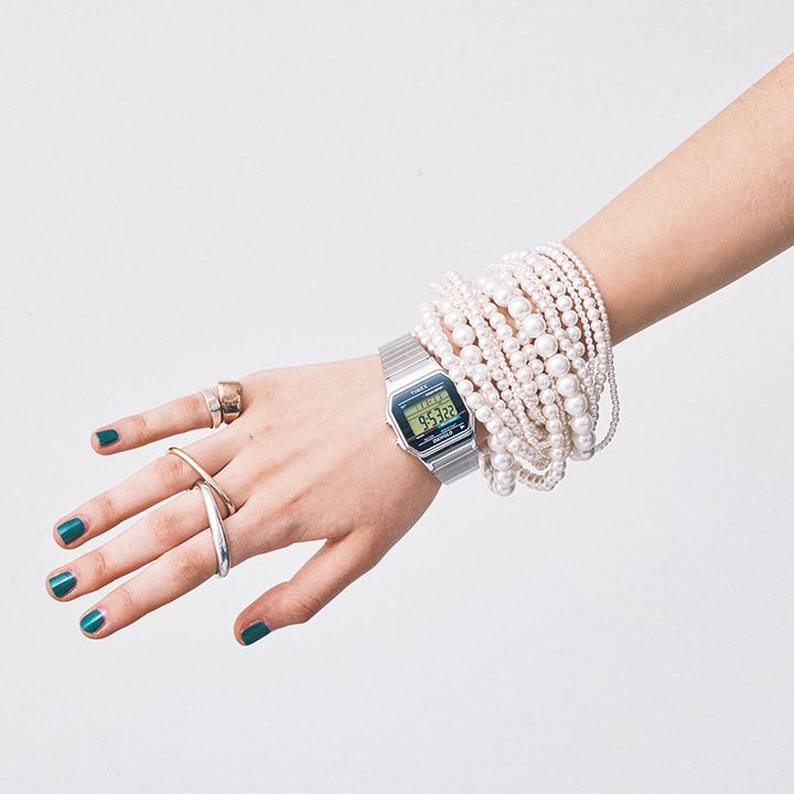 オシャレは手元から？夏は思いっきり手元をじゃらじゃらさせちゃおう！