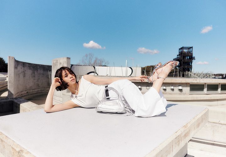 佐藤晴美のホワイト