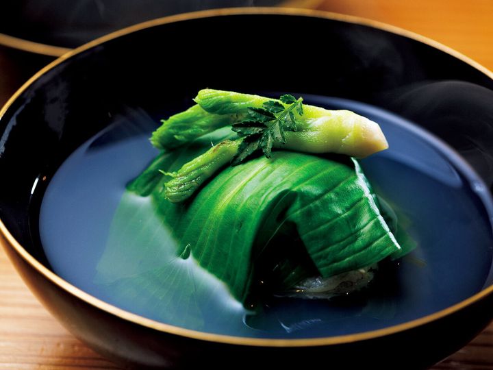 浅草『食堂うゆき』の「蛤とわかめのお椀」