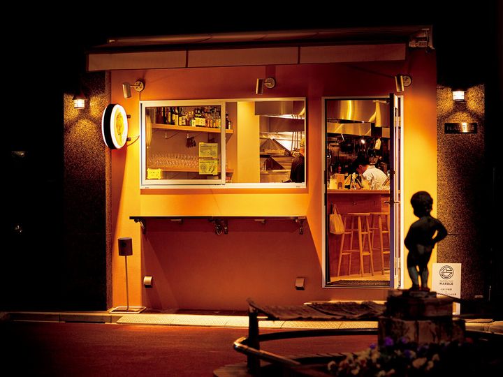 都立大学『marble』の外観