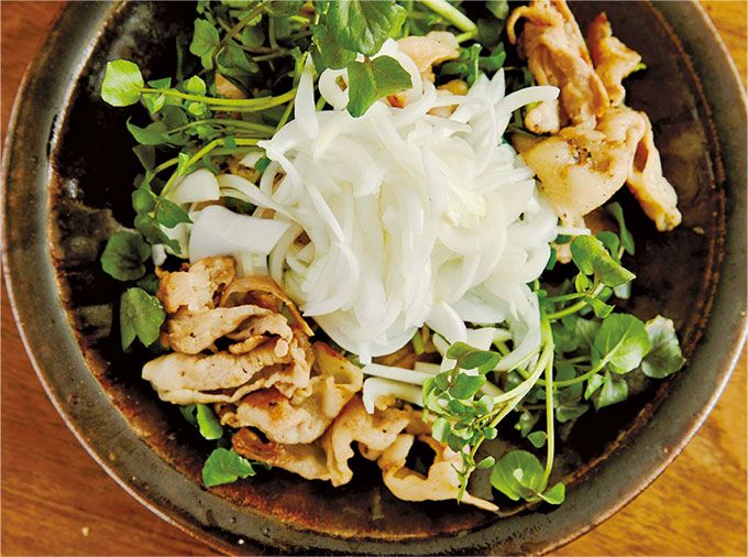 炒めた肉にのっけるだけで豪華な一品に！「豚バラ炒め 酢玉ねぎのっけ」の画像3