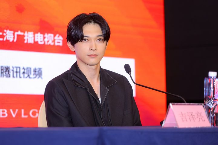 吉沢亮、俳優“15周年”を中国で迎え「本当に幸せな日」上海国際映画祭レッドカーペットに登壇