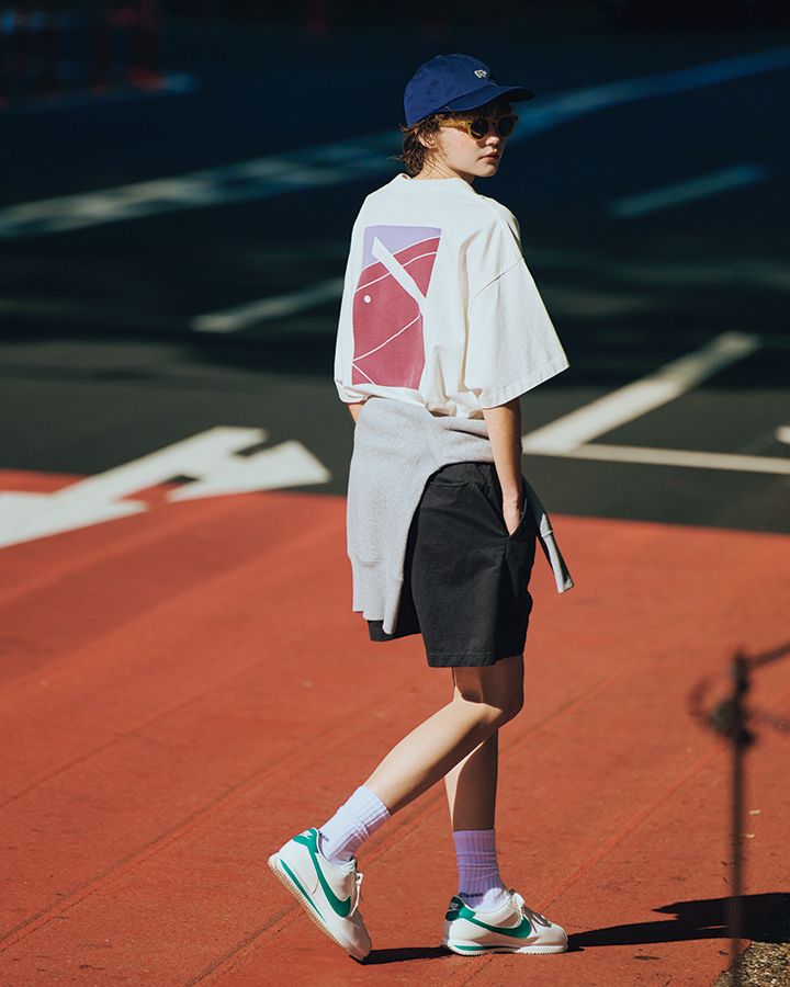 バックプリントのデザインがオシャレ！ こだわりの白Tコーデ【本日のFUDGE GIRL-6月25日】