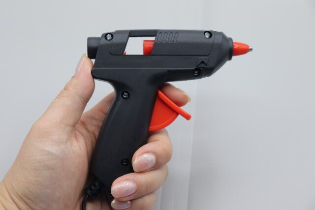 ダイソー グルーガン デザイン