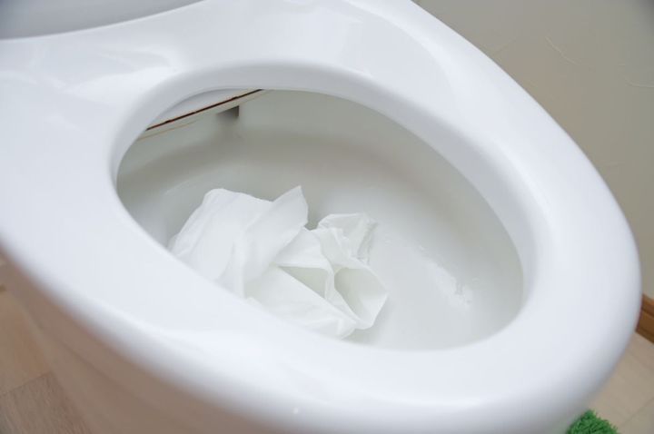 トイレを詰まらせてしまったら犯罪…って本当？