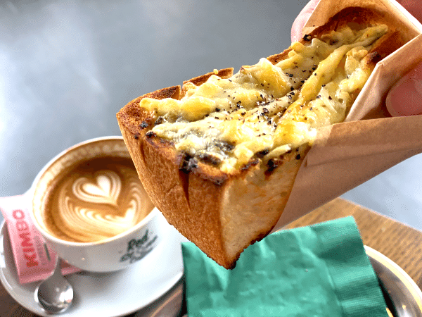 レッドストーンコーヒー白鷺公園店トースト