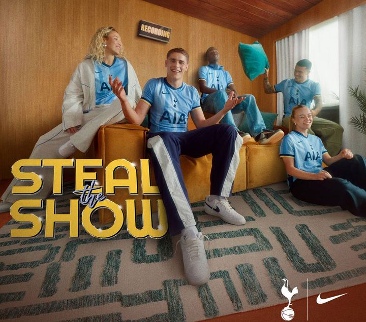 デザインは1980年代！トッテナム・ホットスパー、2024-25新アウェイユニフォームを発表