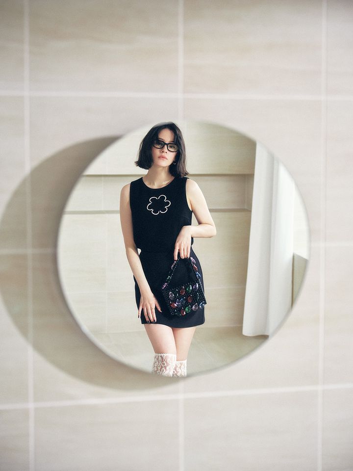 エマとビジュ―トップス