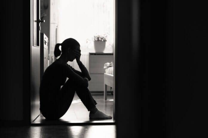 もっと努力すればよかった… 結婚できない女性の末路4選