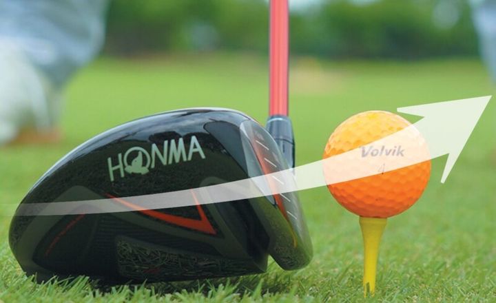 FWは「ちょいアッパー」で打つのが大正解！専門家が解説