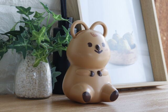 ダイソー キャラクターはさみ（クオッカ、スタンド付） デザイン