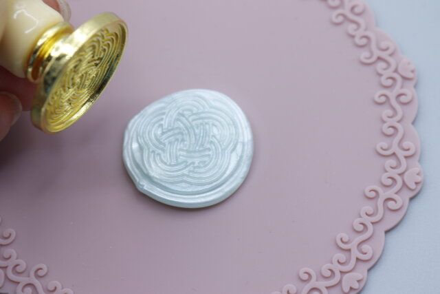 ダイソー グルースティック（メタリック、15本） シーリングスタンプ