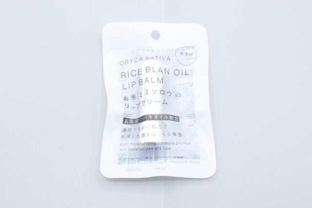 ダイソー姉妹店スタンダードプロダクツのリップクリーム1