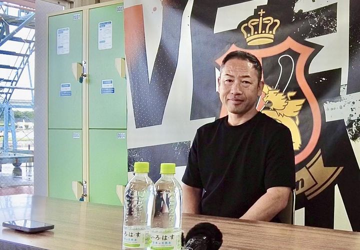 間瀬秀一監督、故郷のクラブ「ヴィアティン三重」の指揮で感じる「人の環境の素晴らしさ」とは