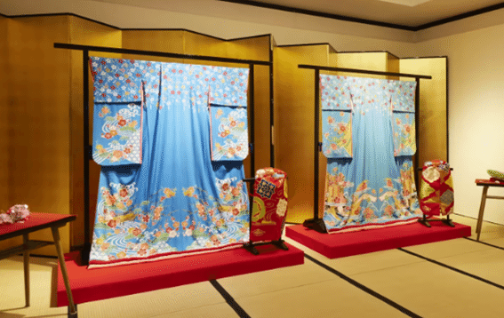 西陣織の着物画像