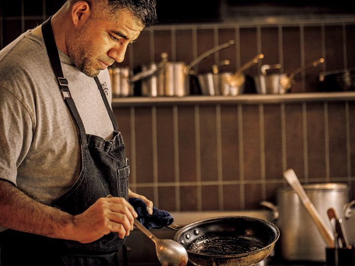 麻布十番『MIXTEKO TOKYO』のカルロス・ソラナ氏