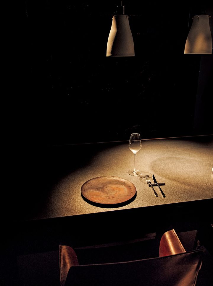 六本木『アルギュロス』の内観