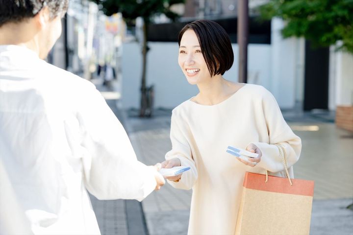 ポケットティッシュの街頭配布のイメージ