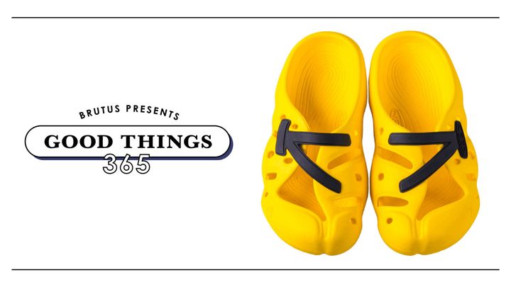 〈キーン〉のサンダル