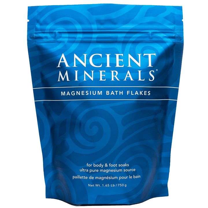 マグネシウム バスフレーク 750g ￥4,950／エンシェント ミネラルズ（ネクスト 03-6823-0891）