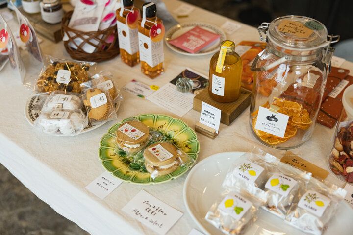 宮島への玄関口・宮島口にある「みやじまぐちPROLU」で瀬戸内のおみやげ探し