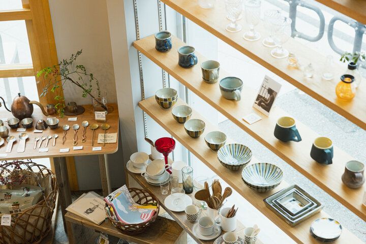 宮島への玄関口・宮島口にある「みやじまぐちPROLU」で瀬戸内のおみやげ探し