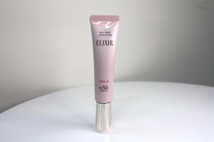 画像: 【エリクシール】「エリクシール デーケアレボリューション トーンアップSP ＋ aa」35ｇ ￥3,410（編集部調べ）