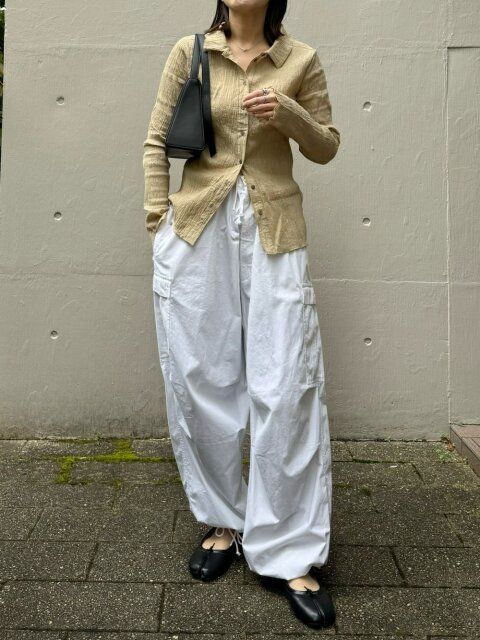 パラシュートパンツのコーデ1