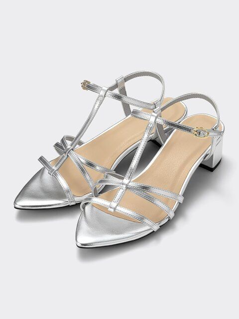 GUのナローストラップヒールサンダル