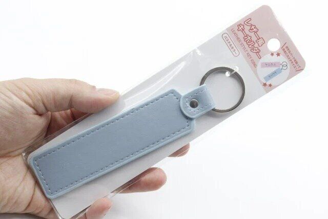 レザー風キーホルダー パステルカラー